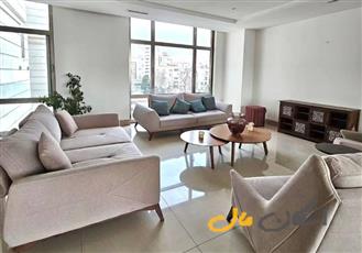 لوکیشن دنج ونک / 130 متر ( سه خواب ) رو به جنوب
