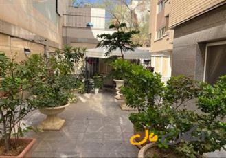 فروش 219 متر با 100 متر حیاط اختصاصی آیینه خانه 