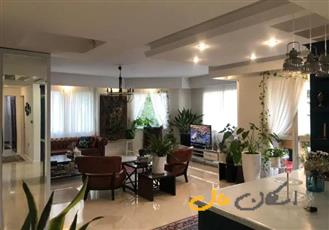 ۲۴۰متر۴ خواب ، فول مشاعات،۲ پارکینگ،تاپ لوکیشن