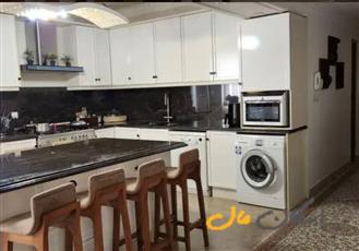 آپارتمان ۱۴۱ متری ۳ خواب بازسازی شده