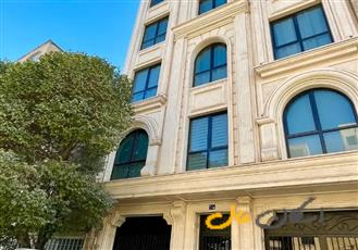 ۱۲۲متر ، نوساز ، ۲ خ ، تکواحدی ، صرافهای جنوبی