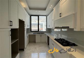 آپارتمان 155 متر/۳خواب /غرق نور/فرمانیه