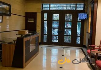 وزرا /۸۲ متر سند دارای ٫۳ طرف نور٫  کم واحد 